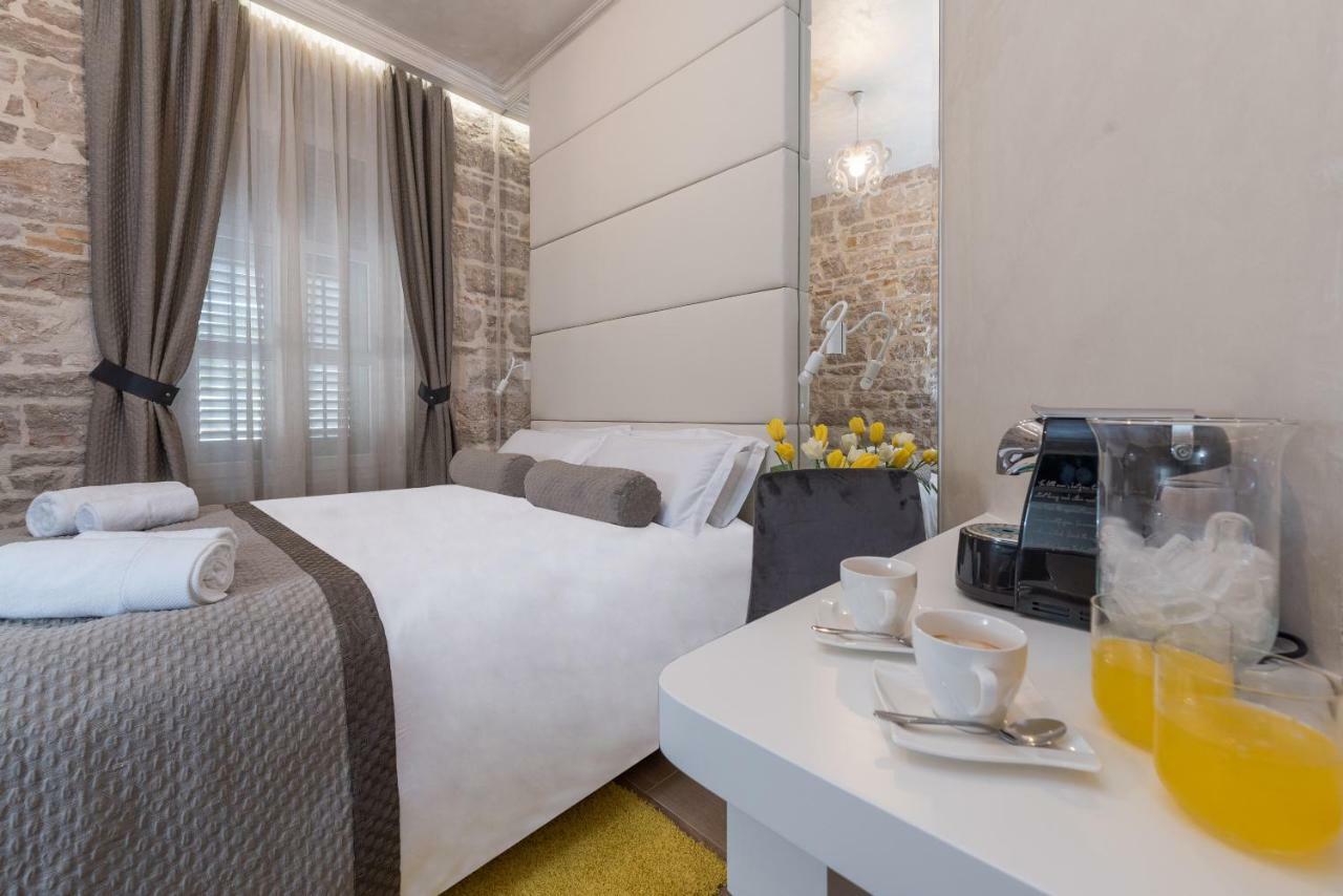 Zara Palace - Design Rooms Exterior photo